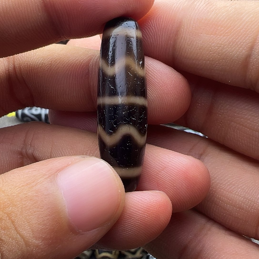 玛瑙/玉髓未镶嵌吊坠(赠链)曲贡双水纹天珠