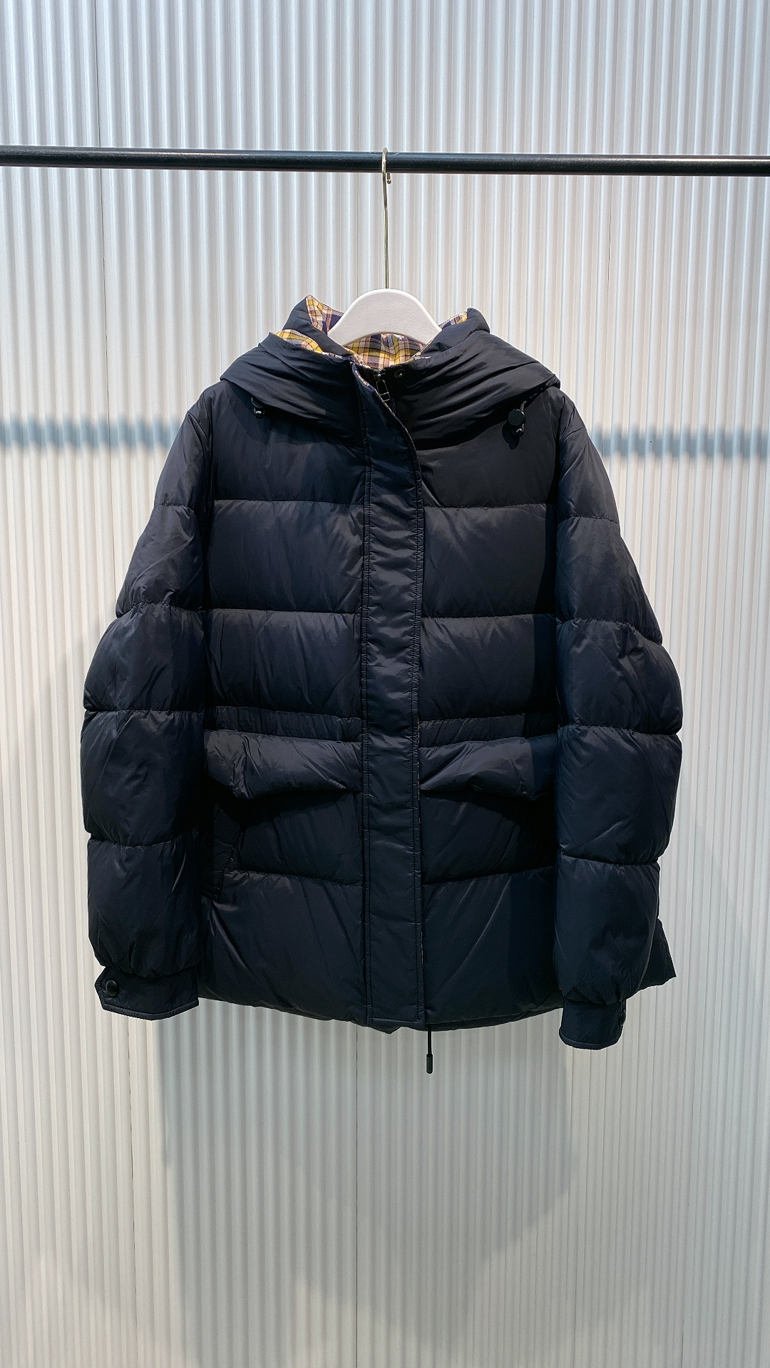 水淼 冬季新款时尚休闲短款连帽羽绒服  47822