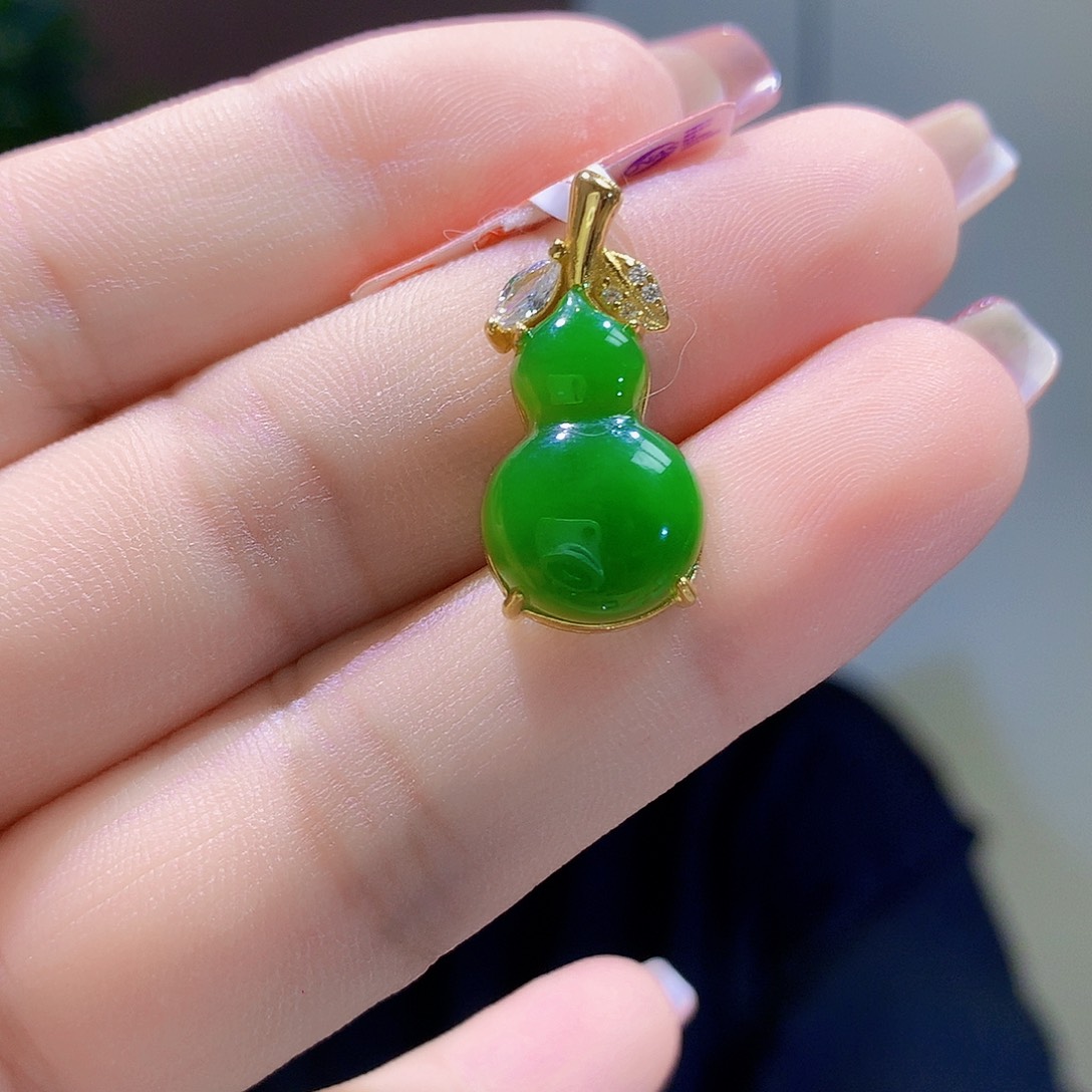 和田玉（碧玉）银S925镀金镶嵌颈饰