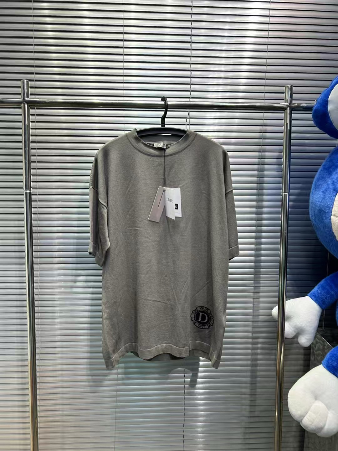 未使用 DIOR/迪奥  植绒草写灰色针织款短袖 os m码