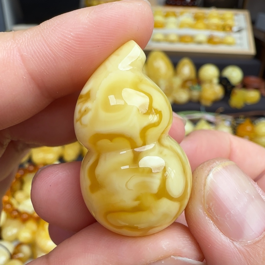 未镶嵌吊坠(不含链)琥珀天然俄料溶洞妖花蜜蜡葫芦吊坠