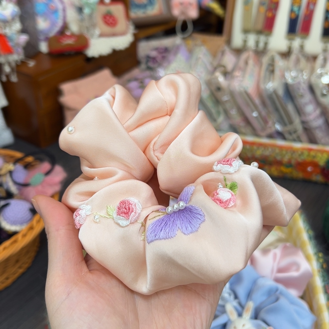 毛绒钩织刺绣手工包包玩偶居家用品