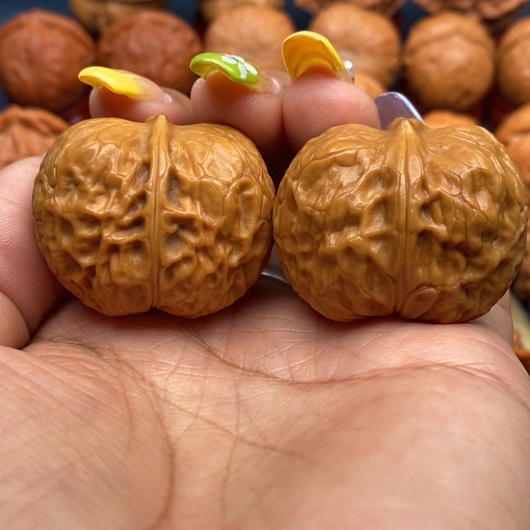 文玩核桃把件手捻