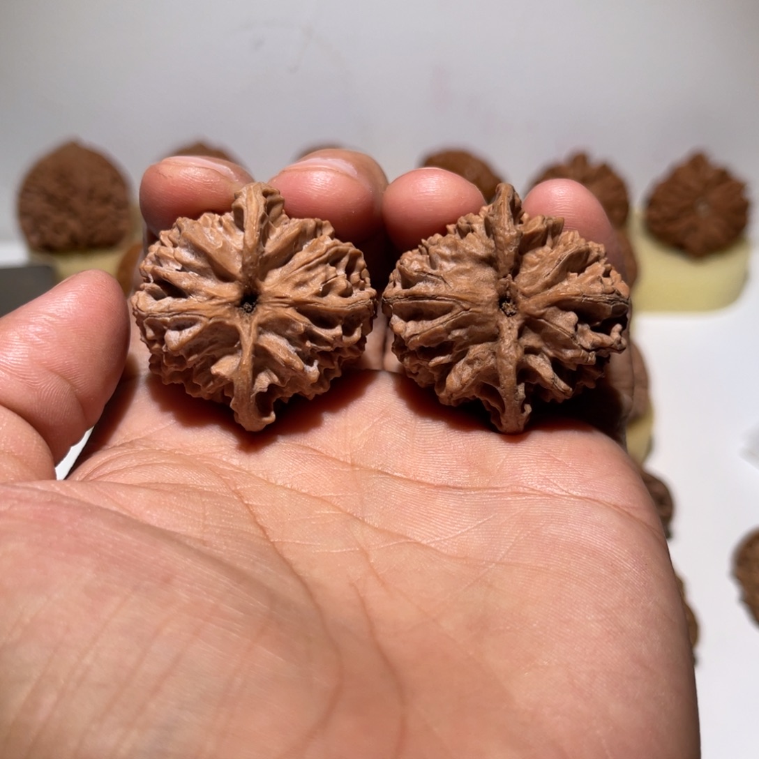 6***.桃核吊坠38全品苹果园