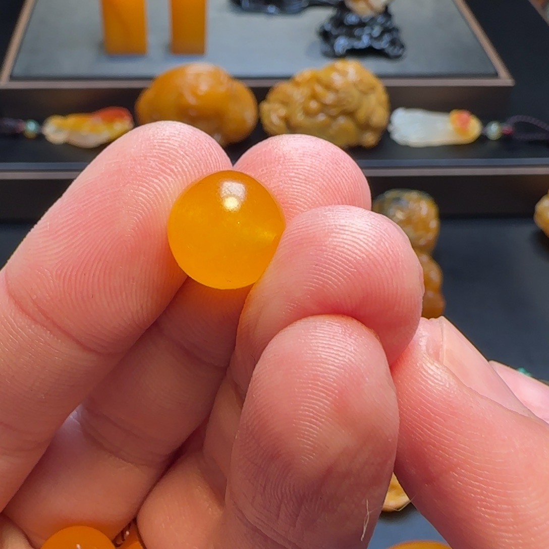 田黄石我**一寿山田黄石