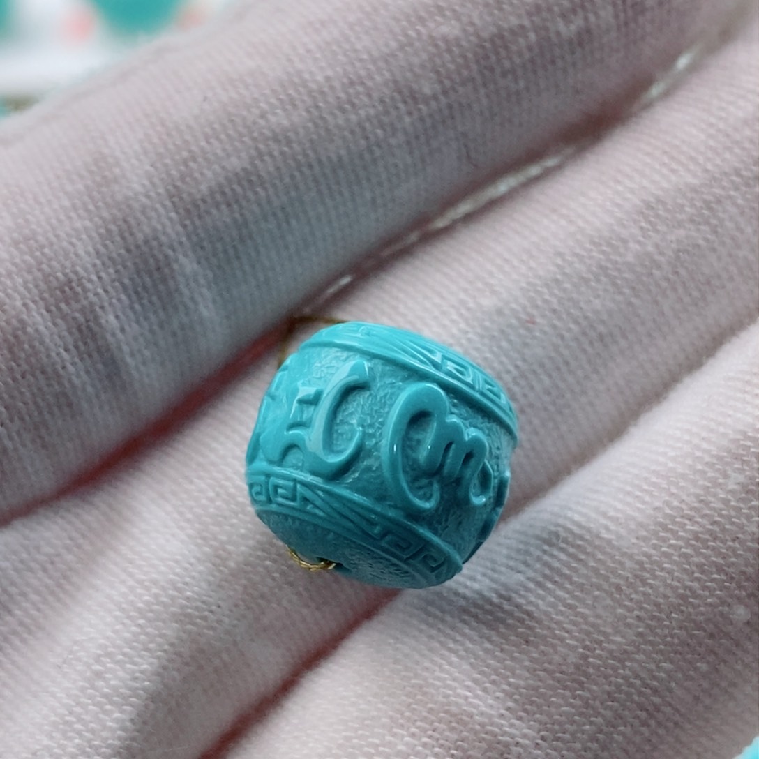 绿松石配饰未镶嵌