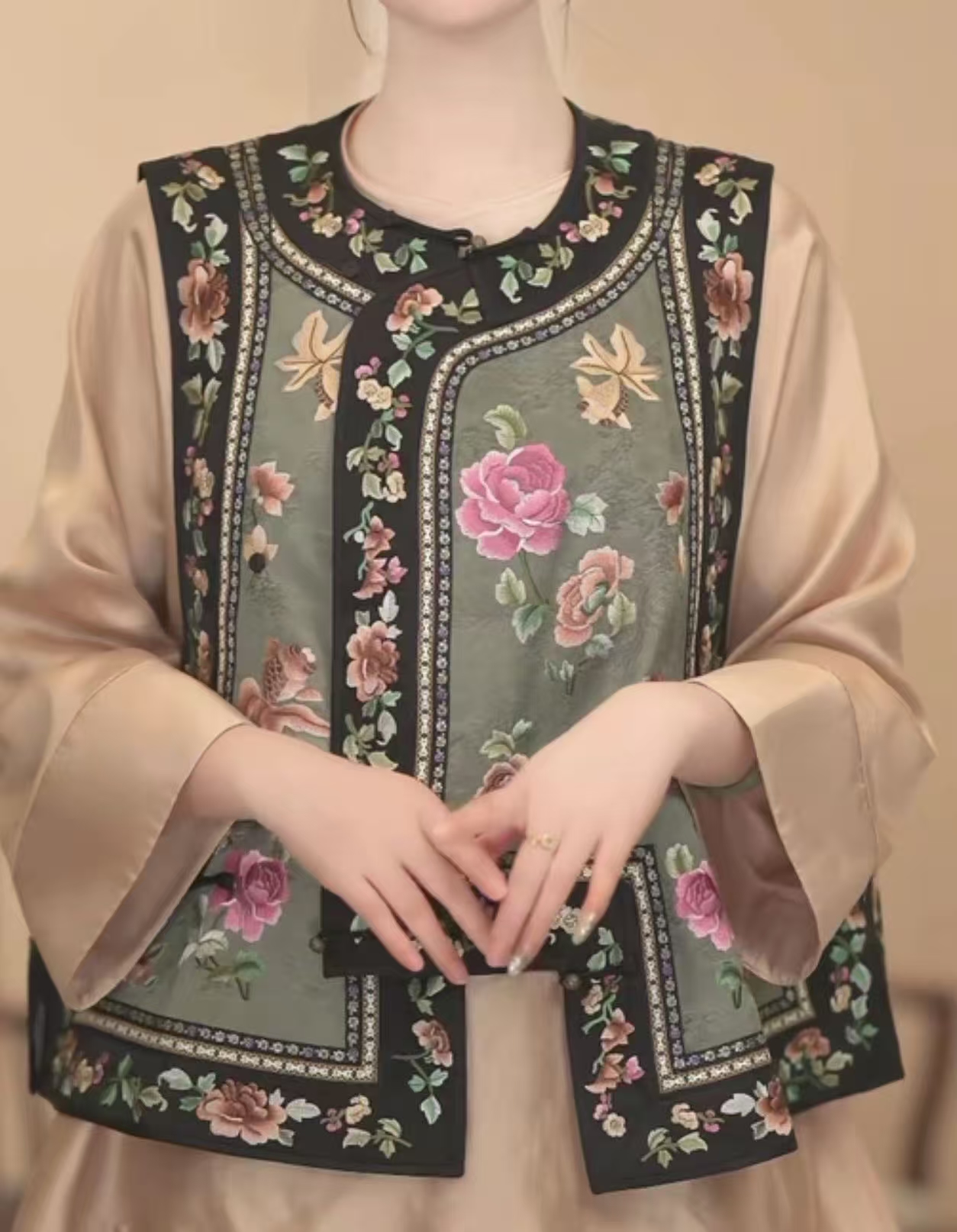 【水墨】新中式复古刺绣圆领汉服女马甲复古感2025C7014—美美玫瑰仓