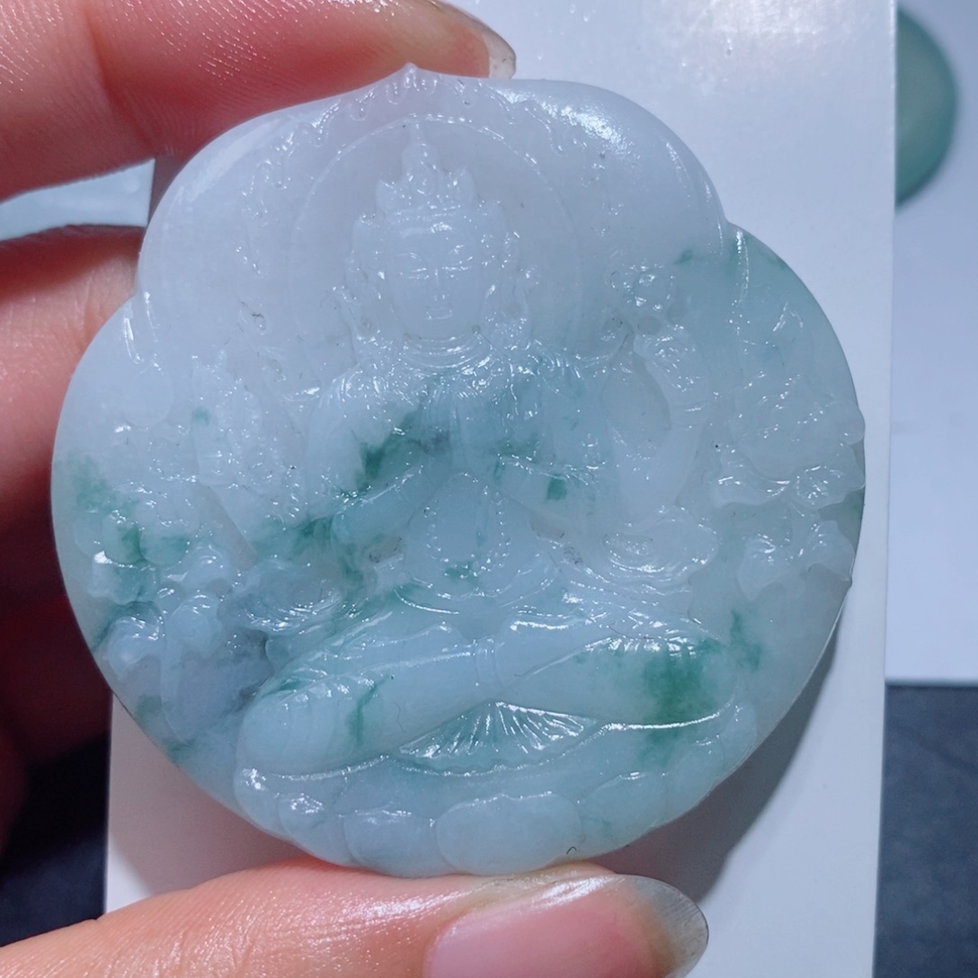 定制翡翠吊坠未镶嵌