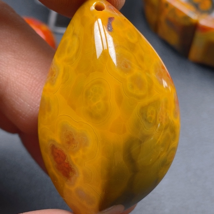 玛瑙/玉髓颈饰未镶嵌昭*王