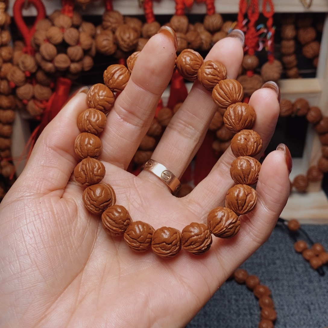 吊坠桃核龙纹桃枭