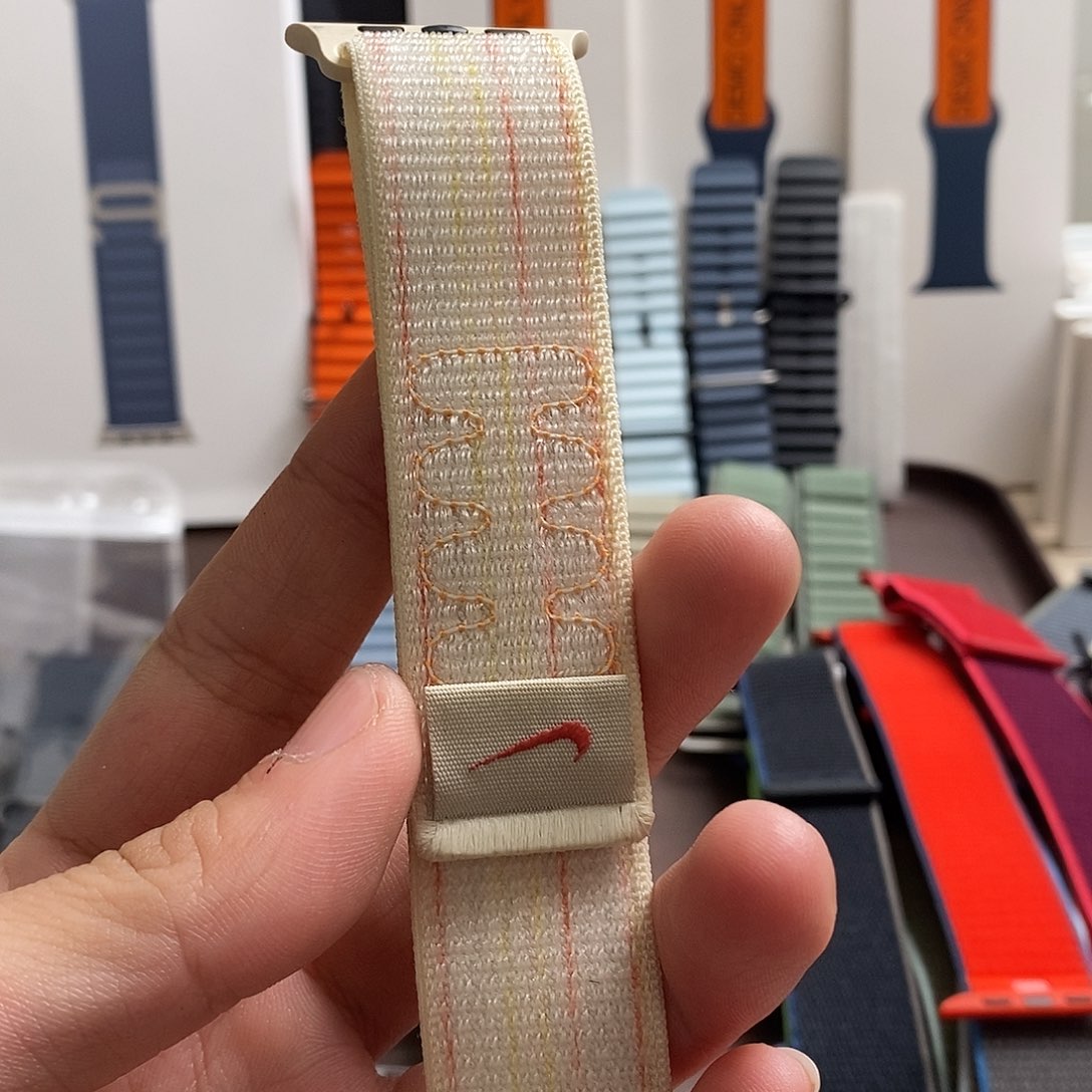 烨***颜99新耐克刺绣回环星光色配粉红色