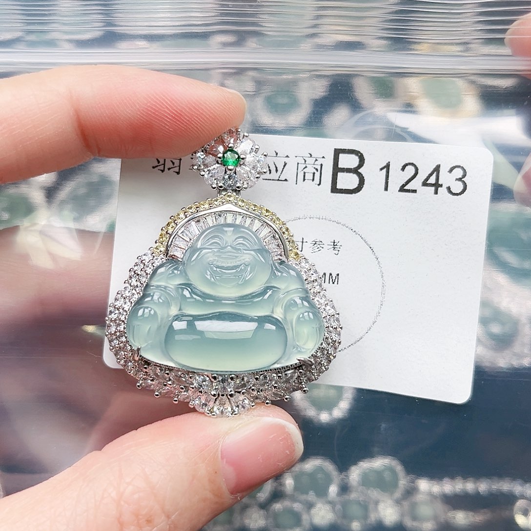 翡翠颈饰未镶嵌翡翠1243