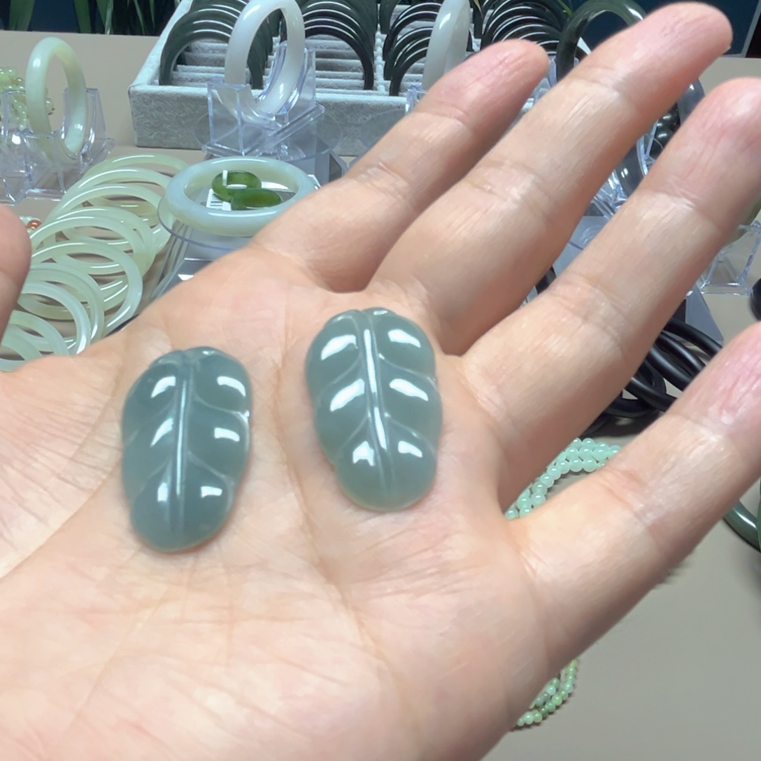 翡翠未镶嵌颈饰翡翠吊坠