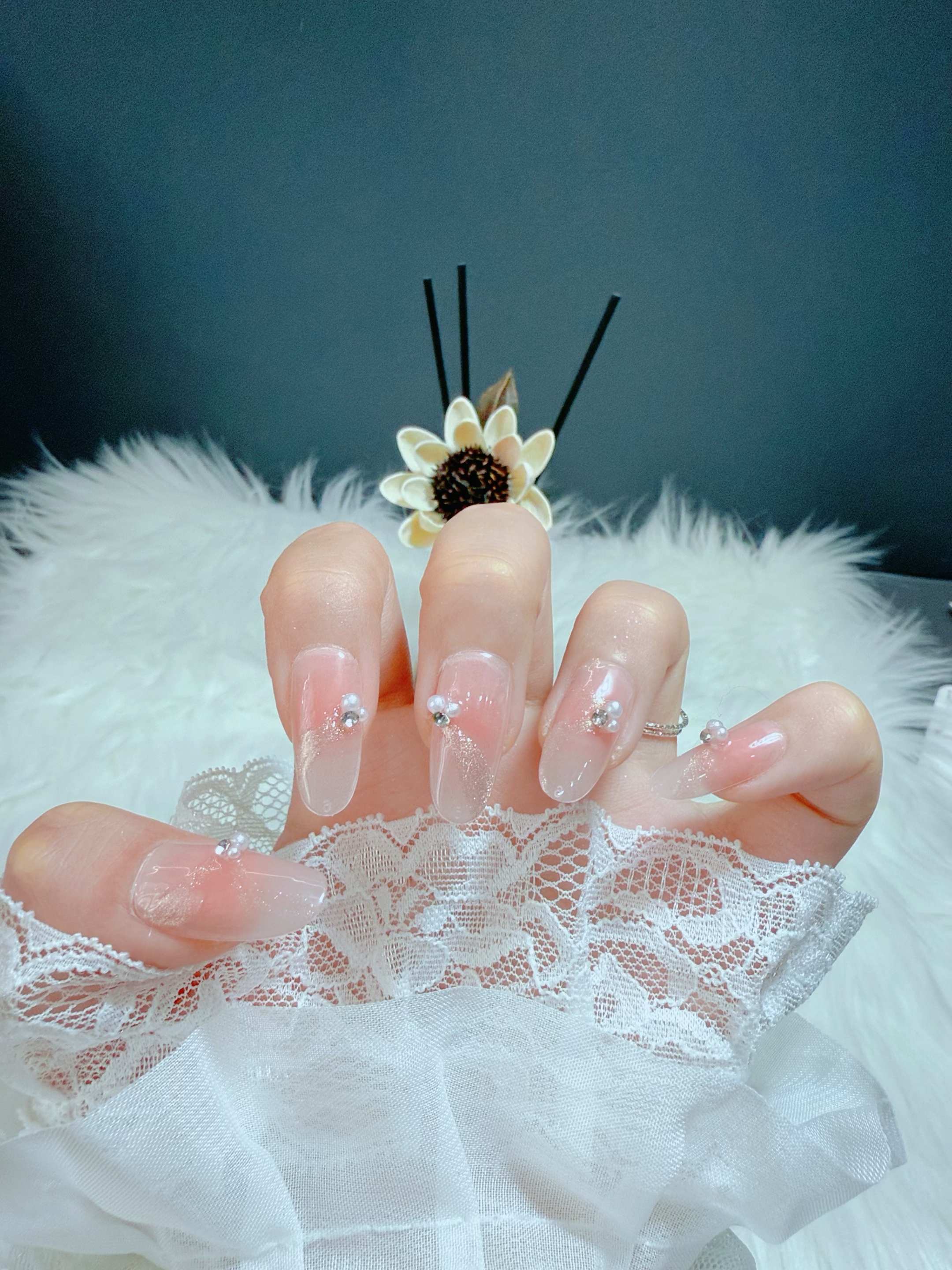 纯手工流星腮红杏仁款穿戴甲温柔风渐变中长显白美甲贴片