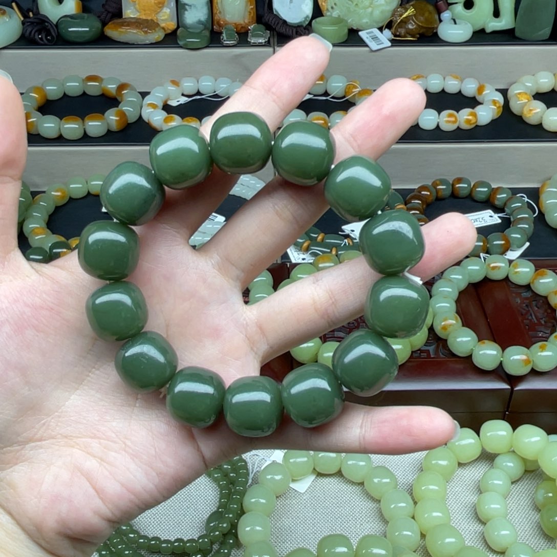 和田玉（糖玉）未镶嵌手链