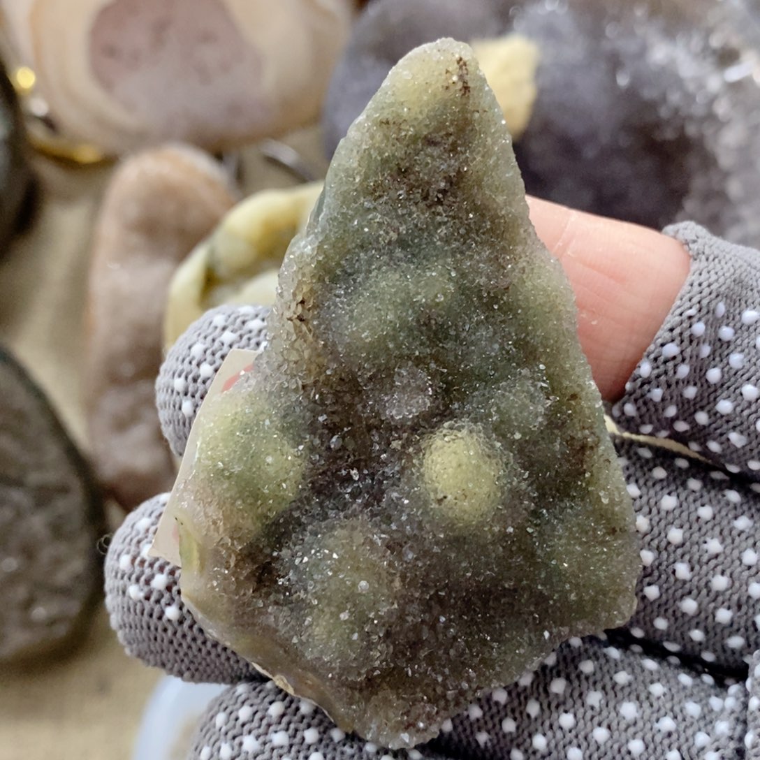 天然水晶摆件爱心未镶嵌水晶