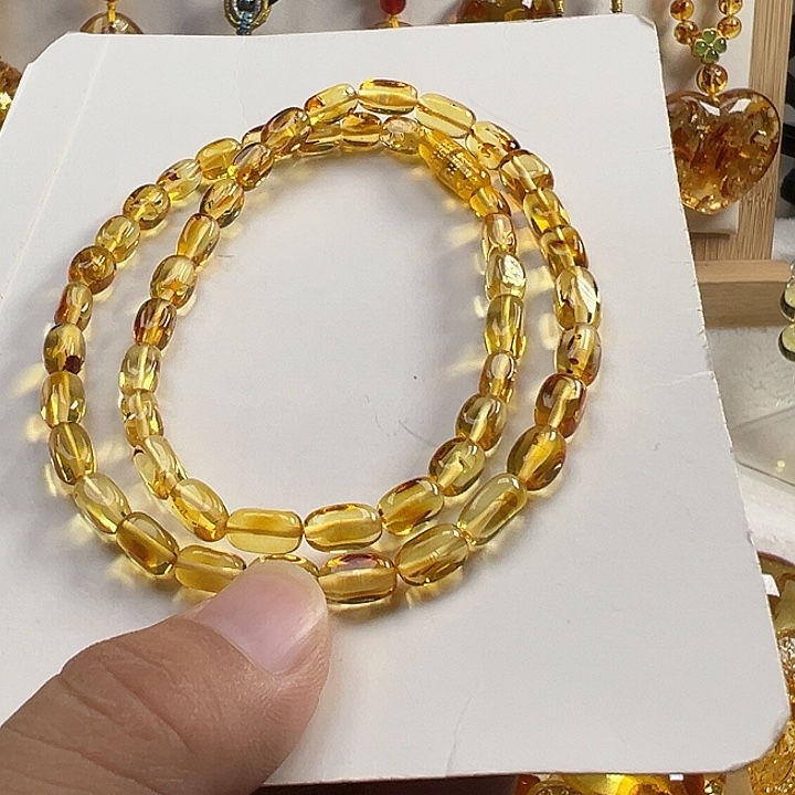 琥珀（花珀）颈饰未镶嵌