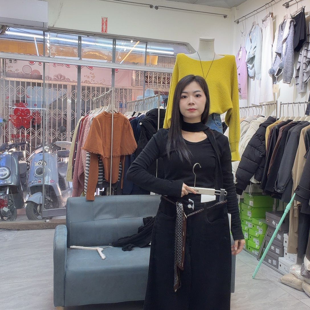 阿璇家不贴腿微喇裤