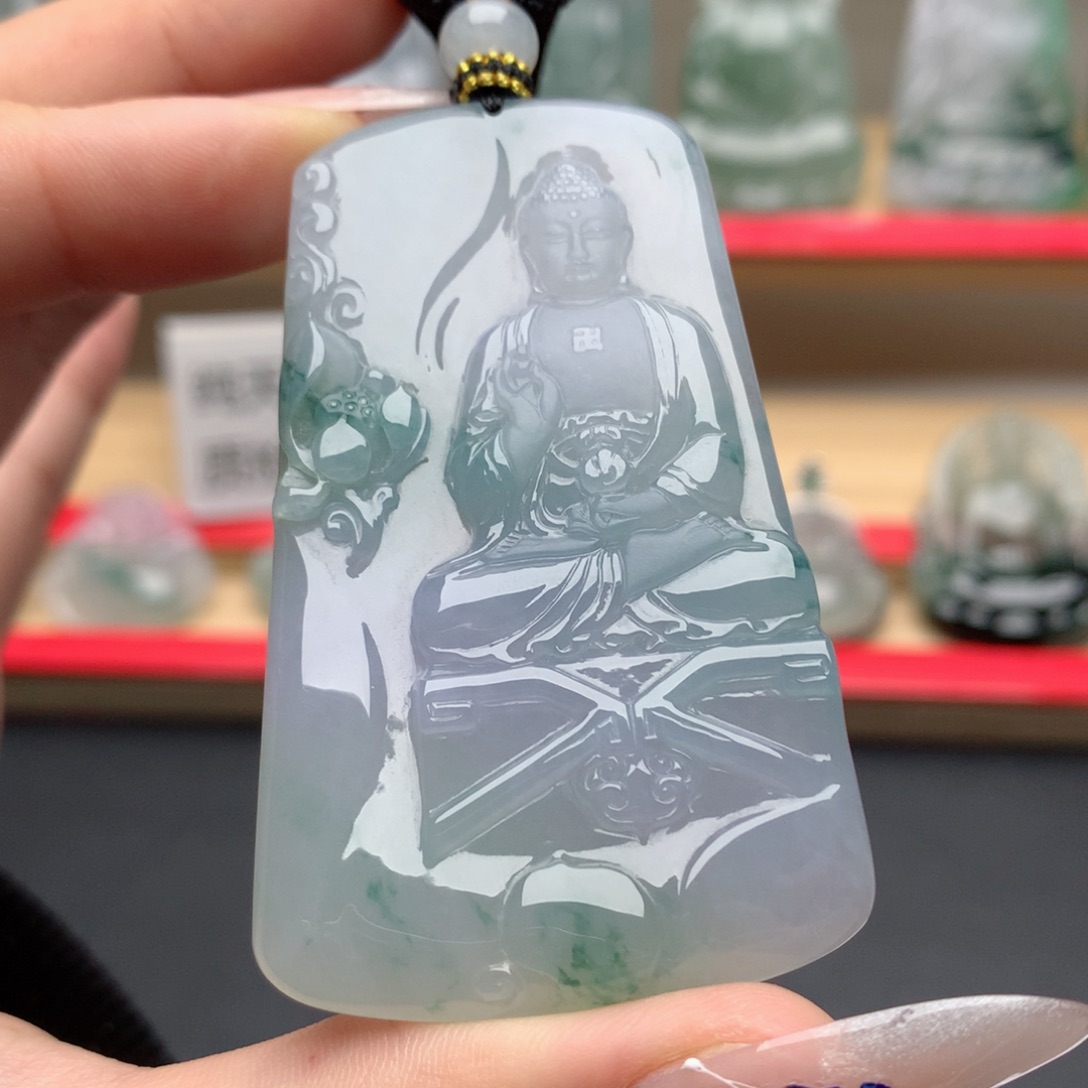 翡翠未镶嵌颈饰阿弥陀佛