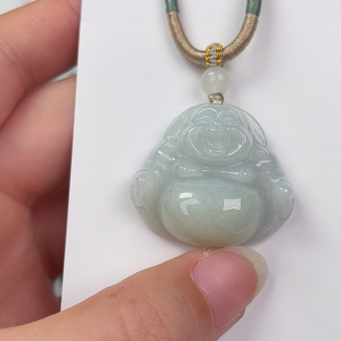 翡翠未镶嵌颈饰佛公