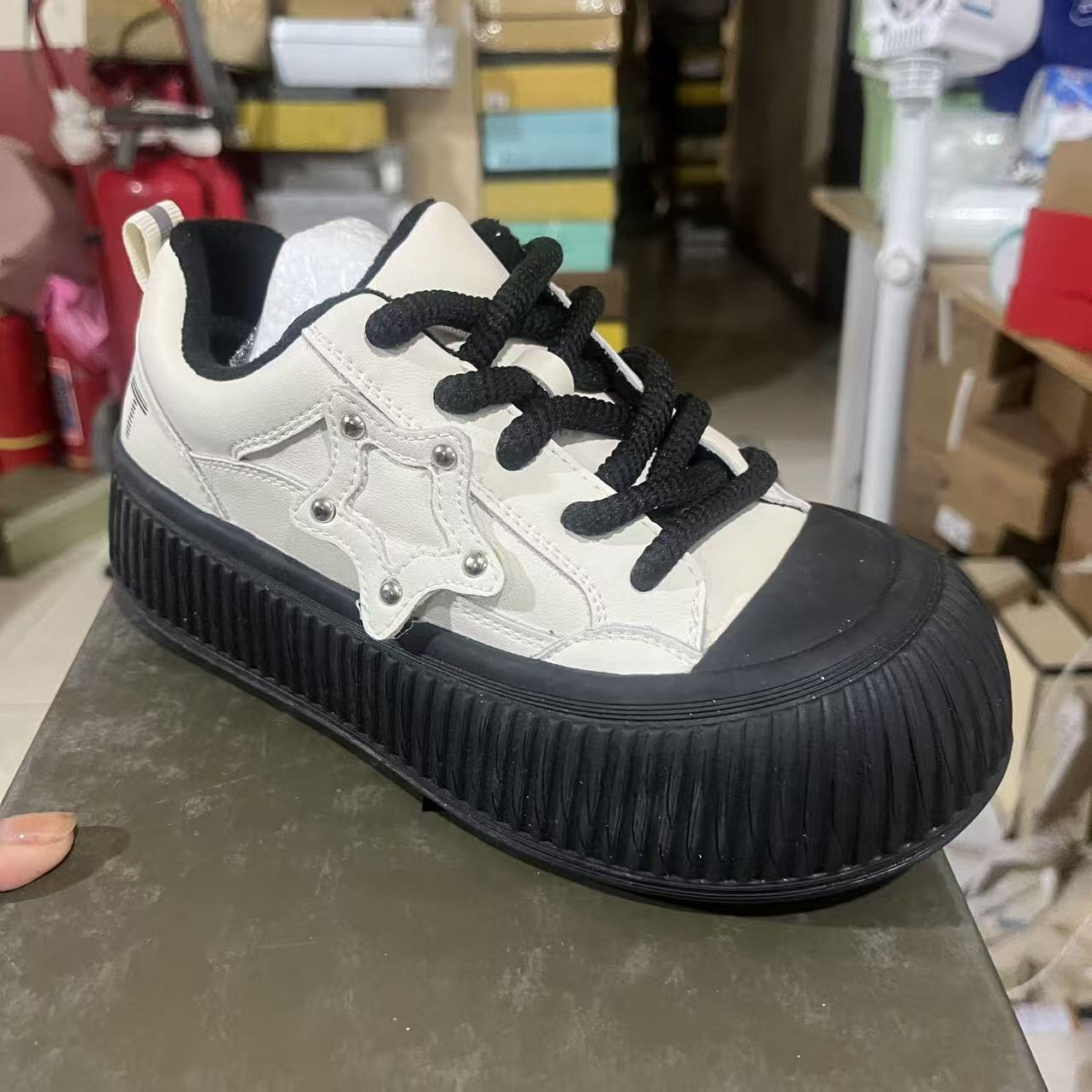035 新款休闲板鞋7375-823