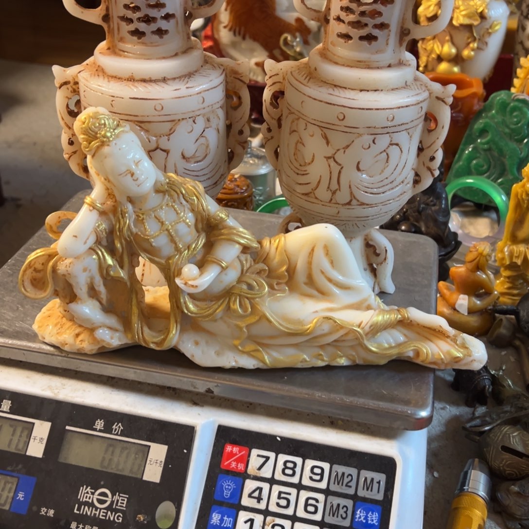 家居摆件等多种形式的装饰