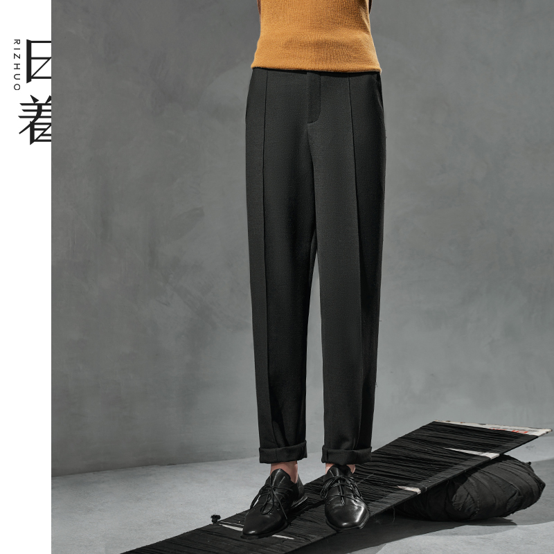 日着原创设计女装秋冬抗皱保暖显瘦百搭休闲松紧腰锥形裤RC8138K1