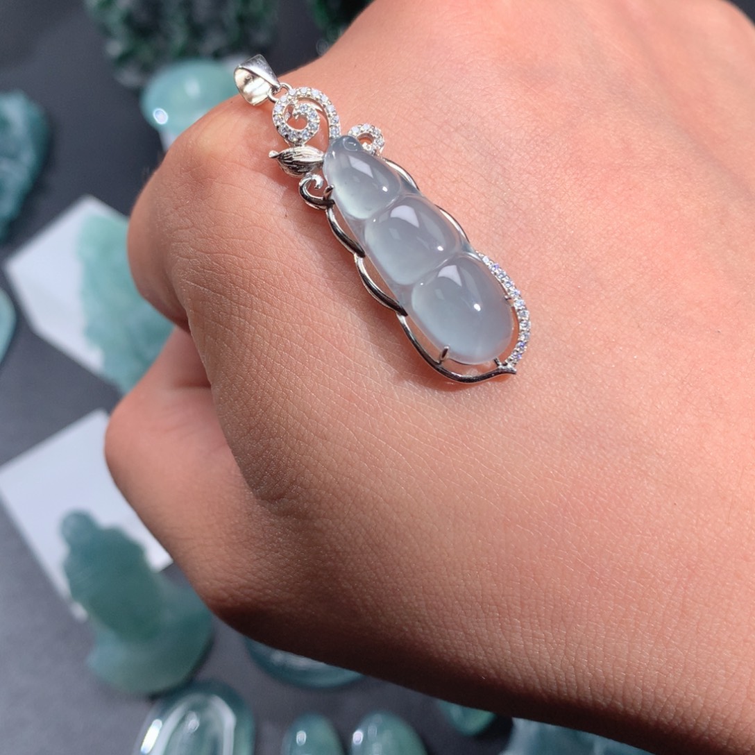 蒲***毛定制翡翠未镶嵌8888