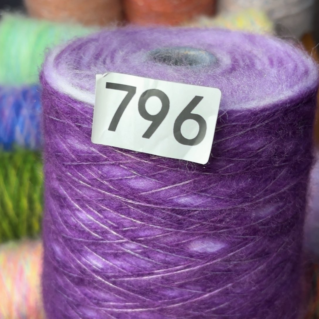 织绣796号马海毛长段染一斤