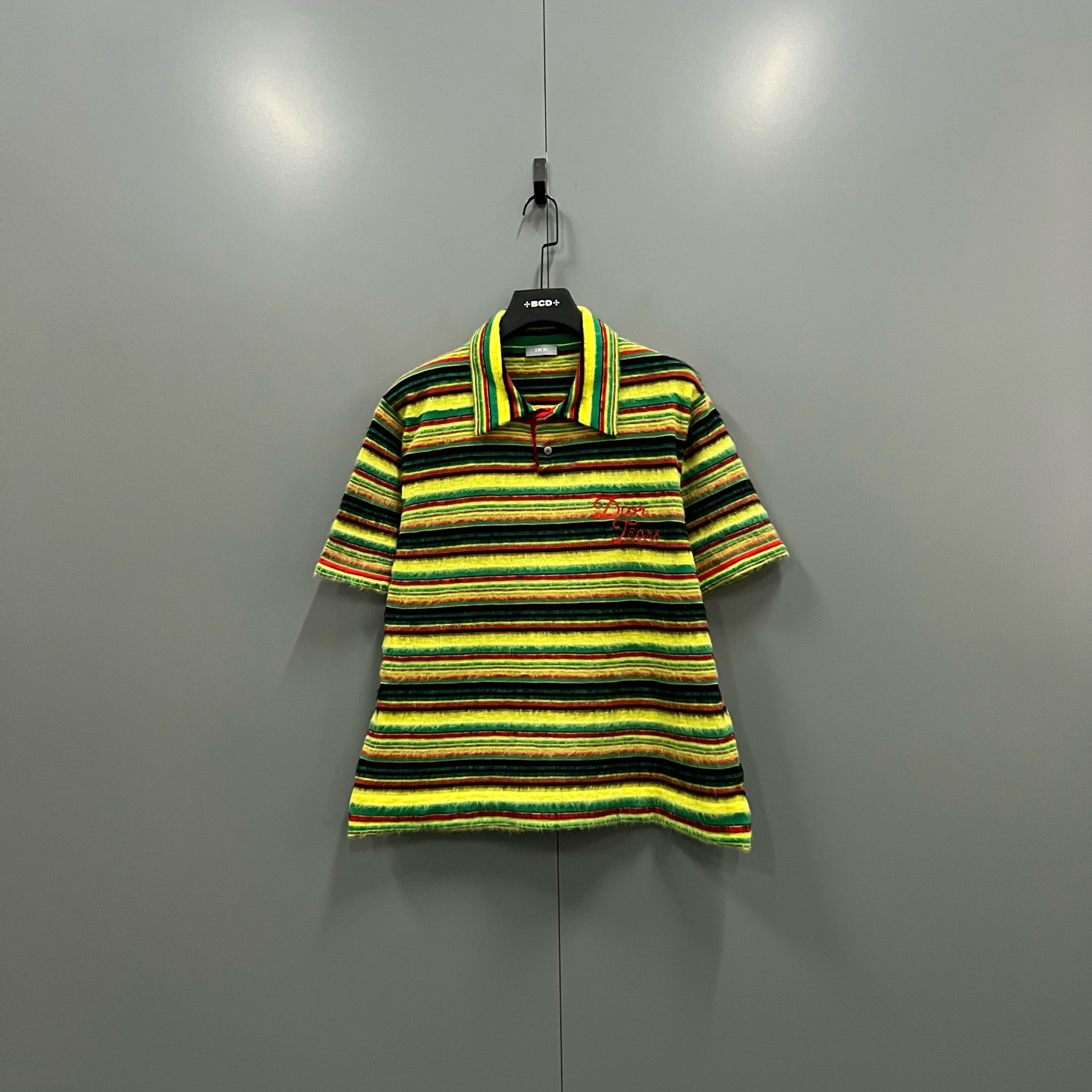 未使用 DIOR/迪奥 楠 黄绿色条纹字母刺绣短袖 L码 XL码 103213