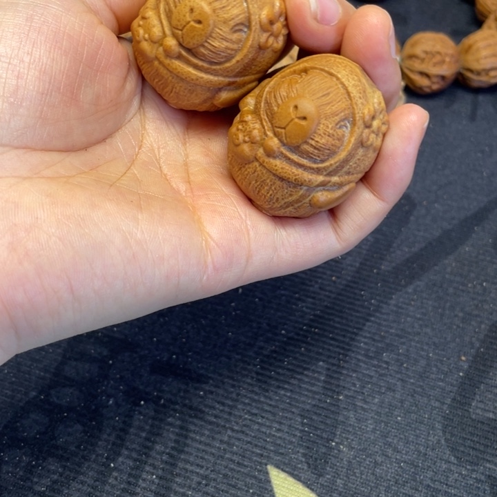 文玩核桃吊坠橄榄核34