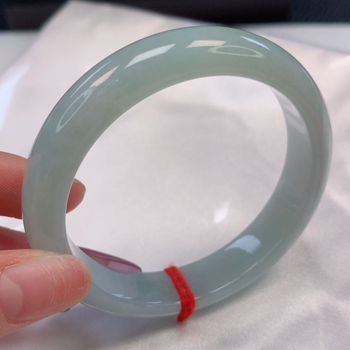 翡翠手镯未镶嵌53 54圈