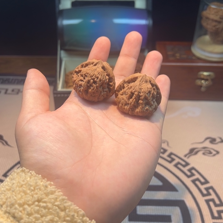 吊坠文玩核桃随机2222