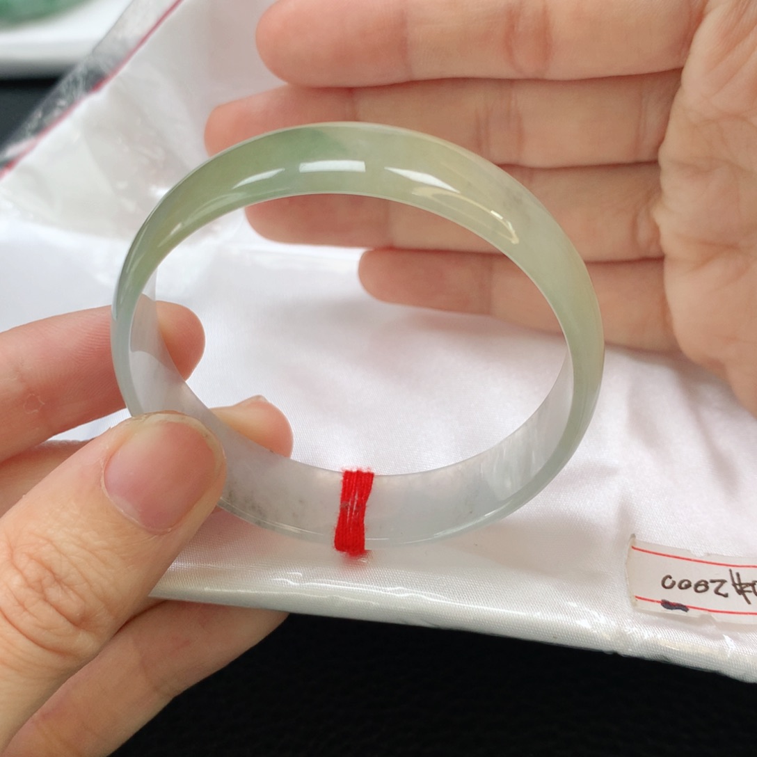 翡翠手镯未镶嵌缅甸50