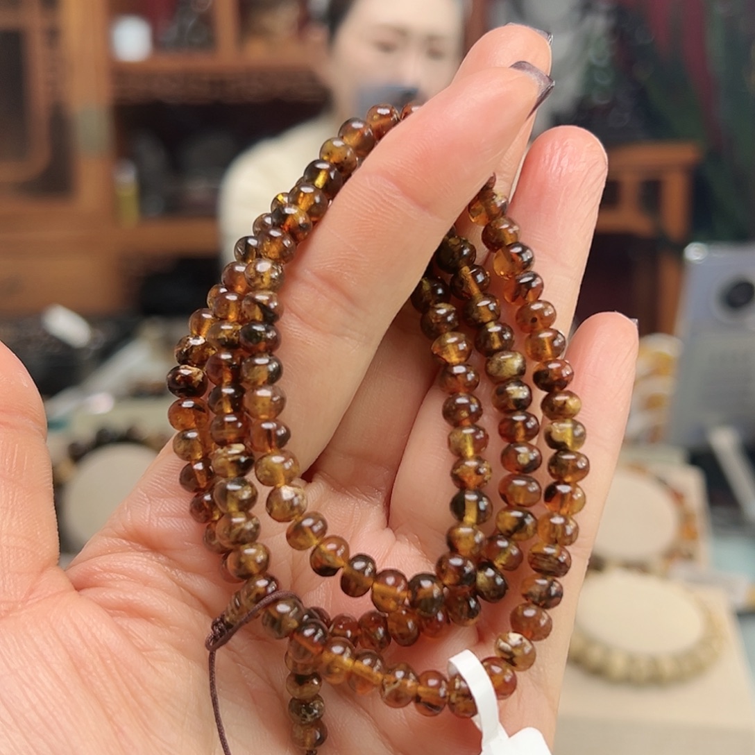 奔***粟琥珀未镶嵌裸石抚顺琥珀五20204-6