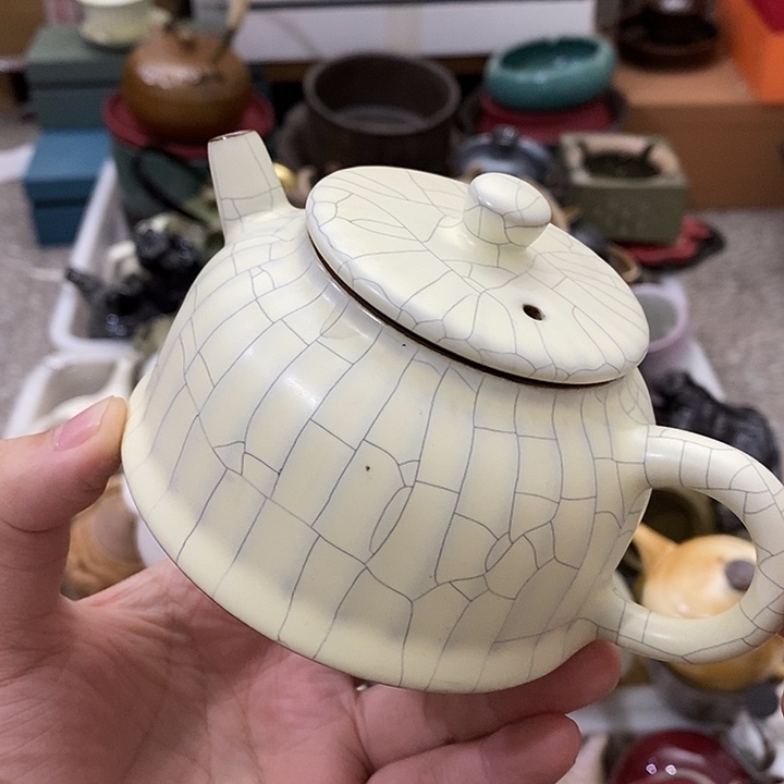 陶瓷艺术品及陶瓷壶壶