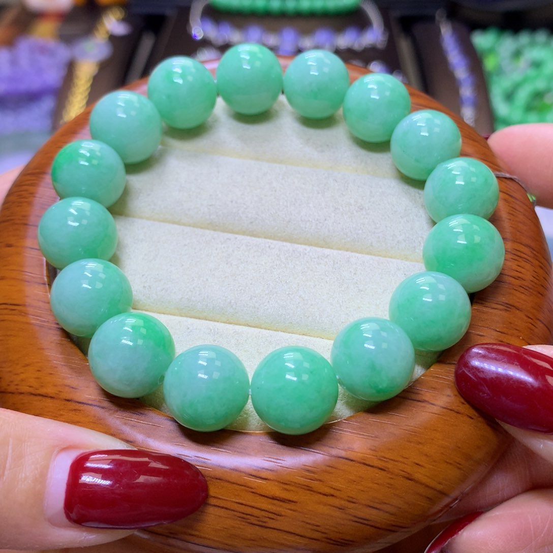 【闪购商品】翡翠颈饰未镶嵌翡翠