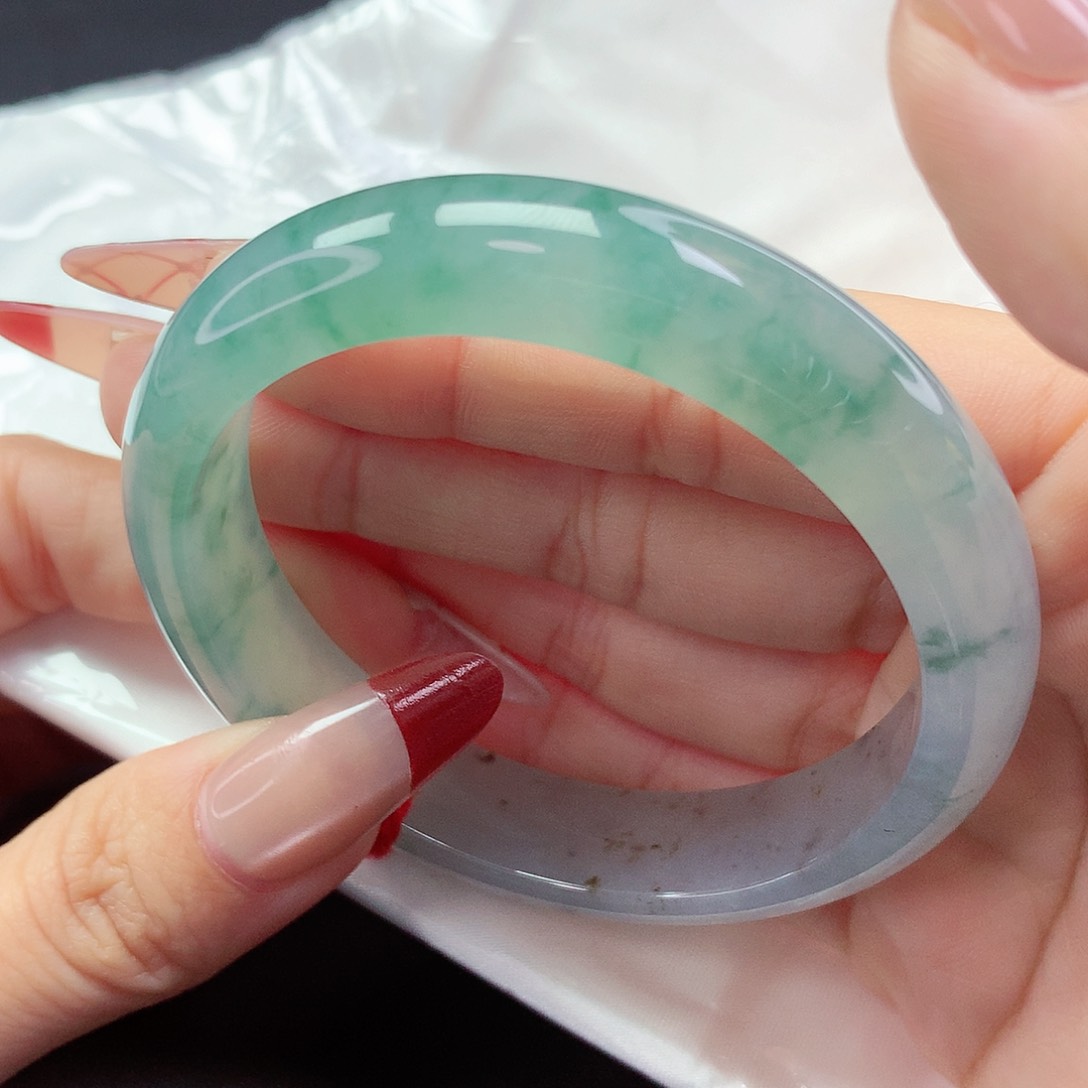 【闪购商品】翡翠手镯未镶嵌a 163379