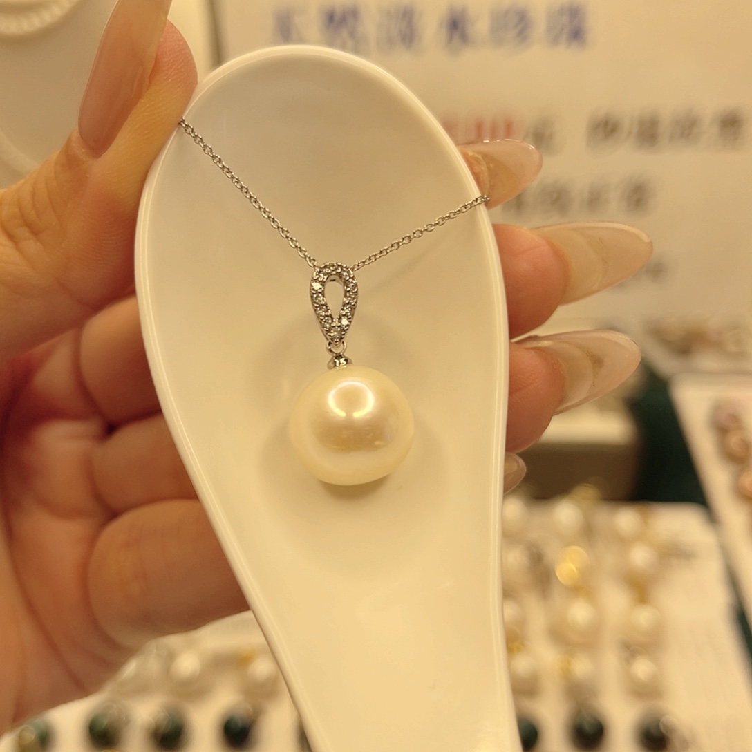 吊坠(赠链)合金淡水珍珠