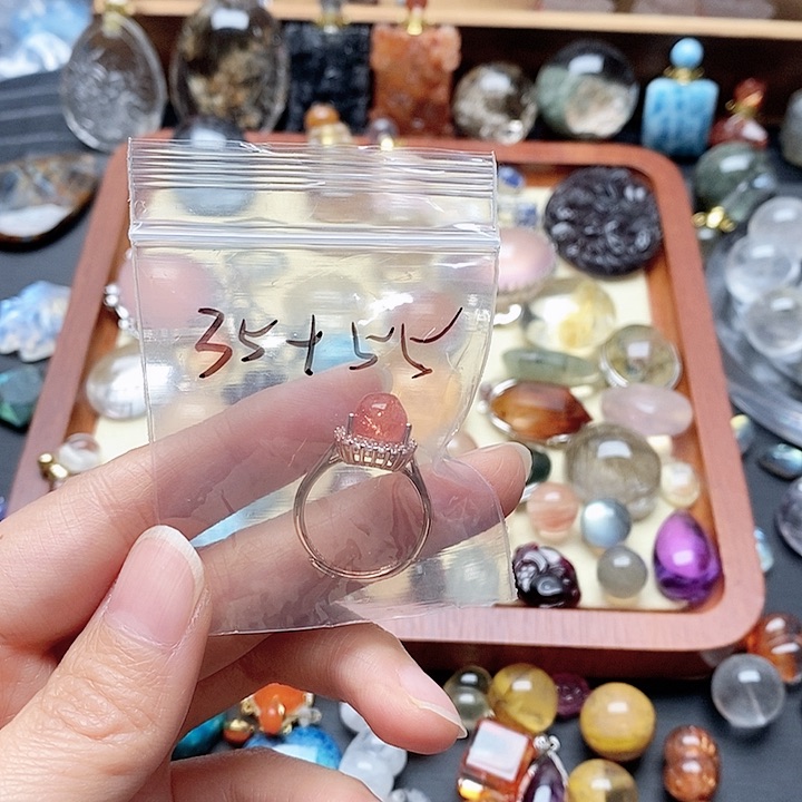 未镶嵌手链水晶彩**情