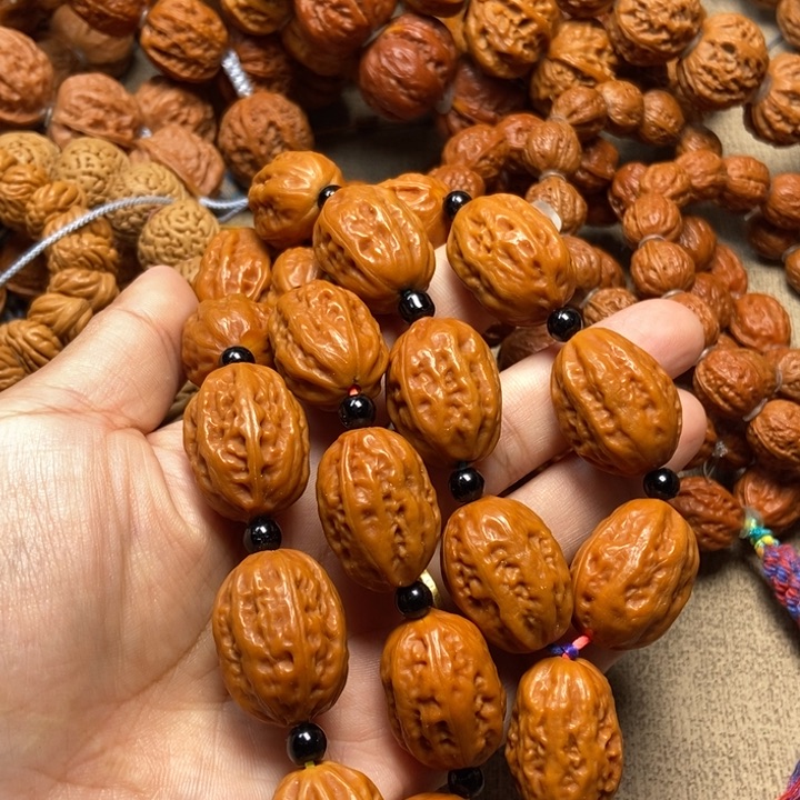 文玩核桃吊坠八棱大枣