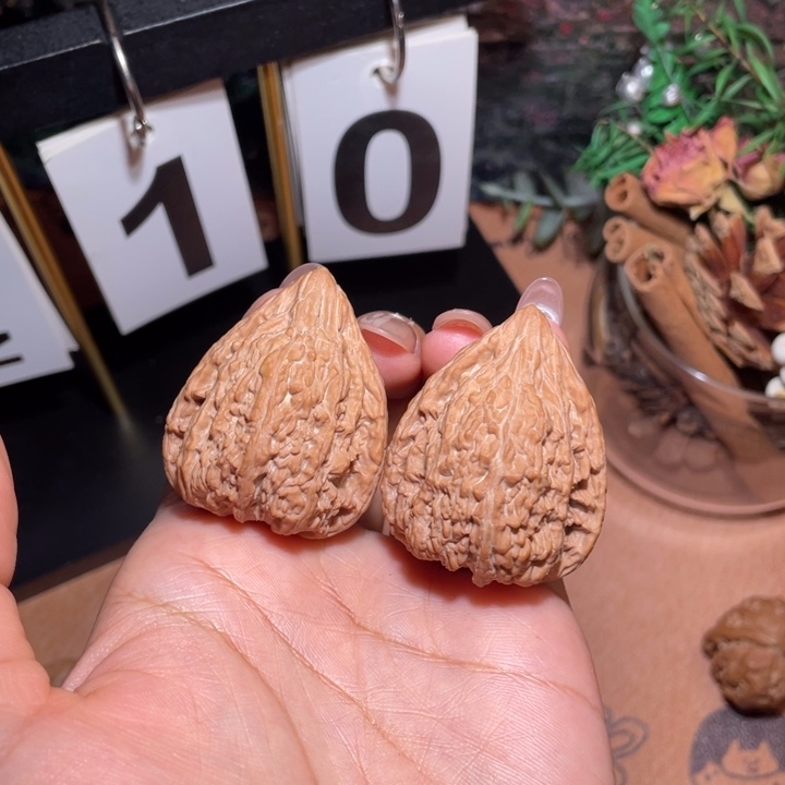 ****舟文玩核桃把件双11活动/塔尖34尺