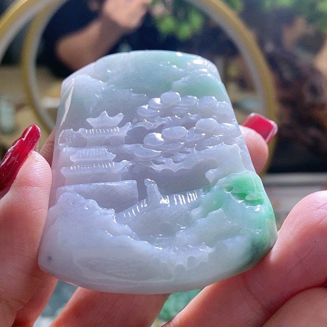 【闪购商品】翡翠颈饰未镶嵌山水