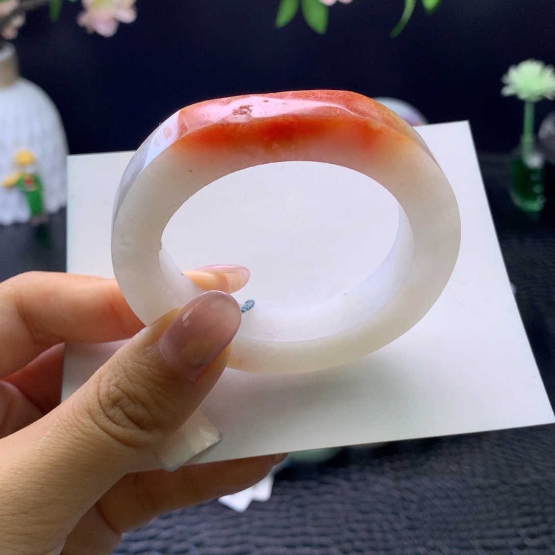 定制翡翠未镶嵌手镯