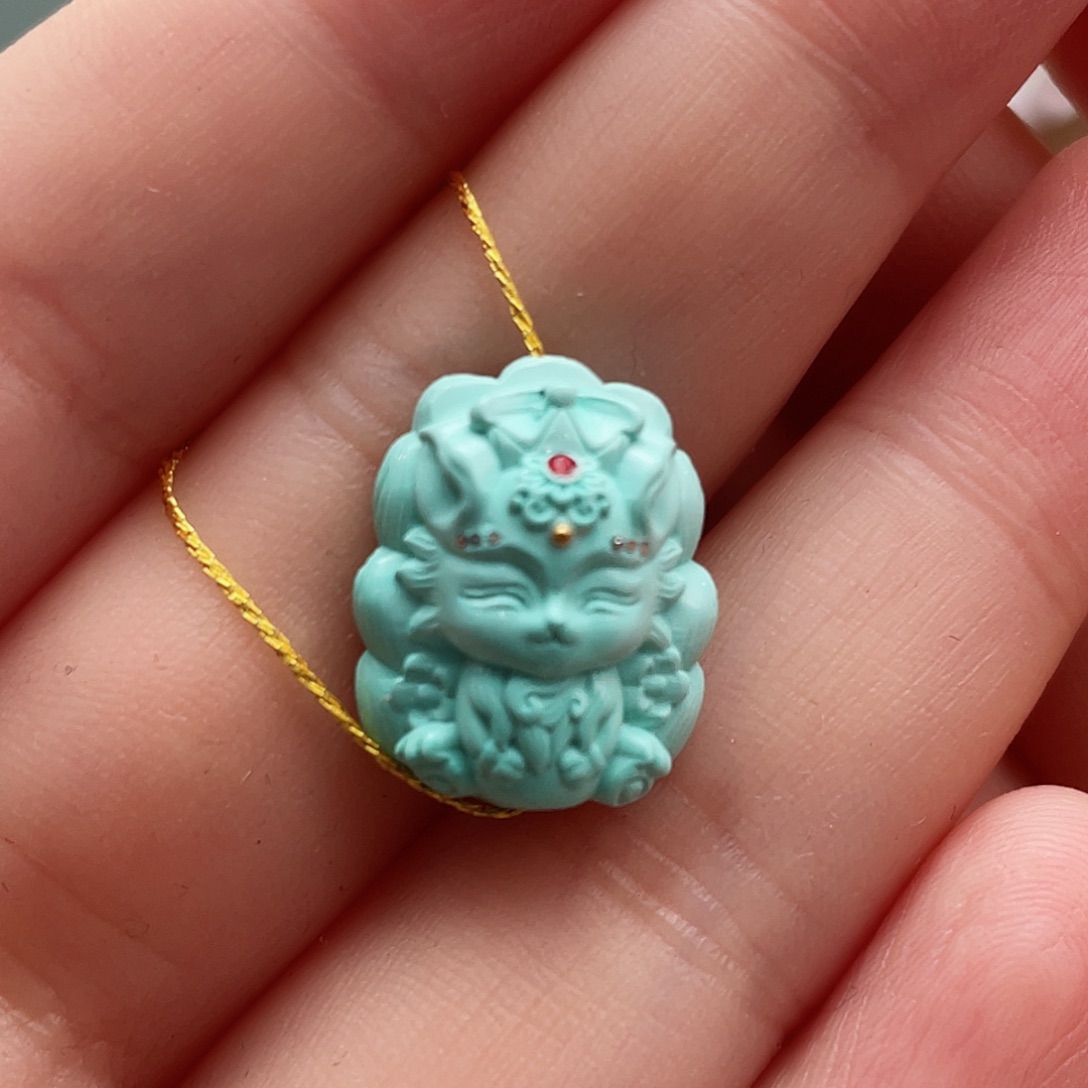 绿松石颈饰未镶嵌