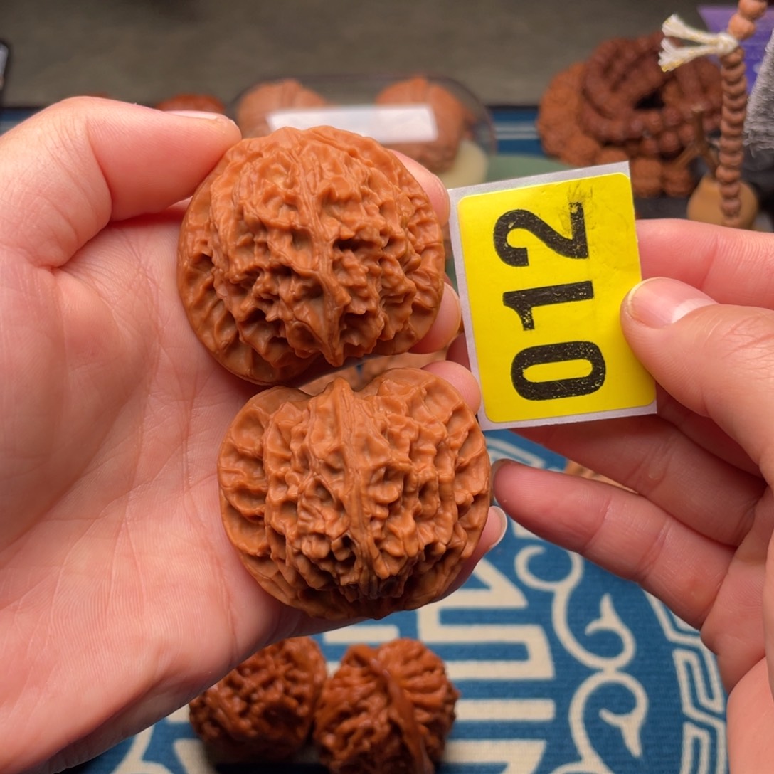 文玩核桃吊坠44苹果（精品）012号