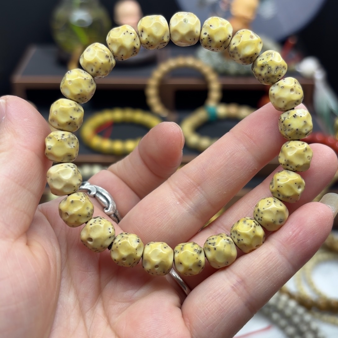 星月菩提吊坠耀****?石玉