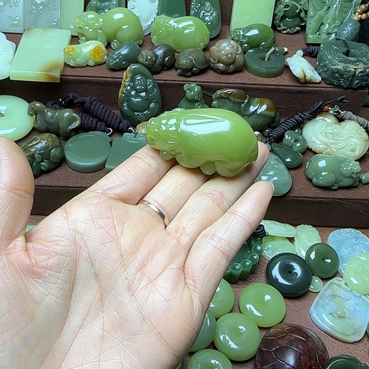 寿***刚和田玉未镶嵌挂件