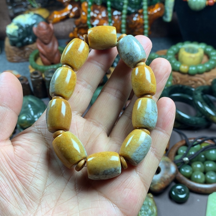 透闪石质玉手链未镶嵌