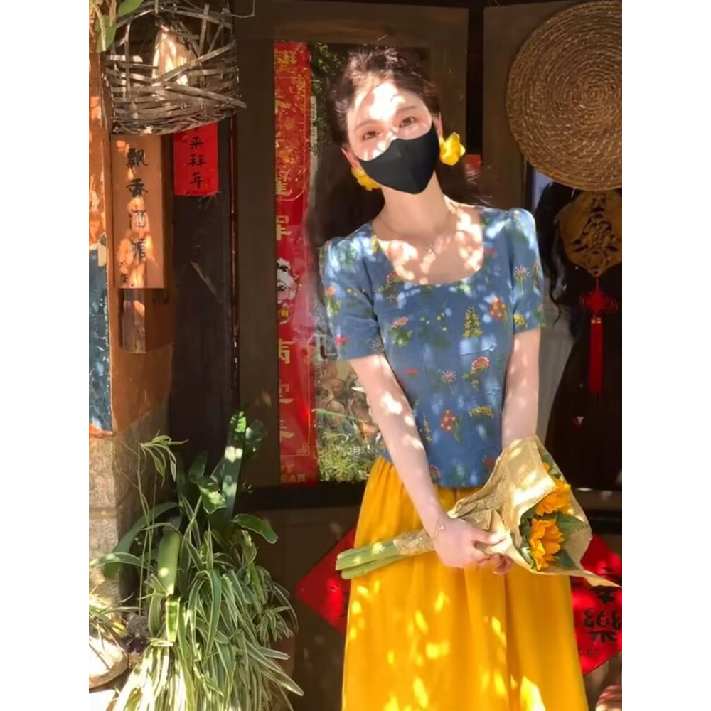 夏日穿搭独特漂亮小香风蓝色印花衬衫两件套装裙女2025年新款爆款